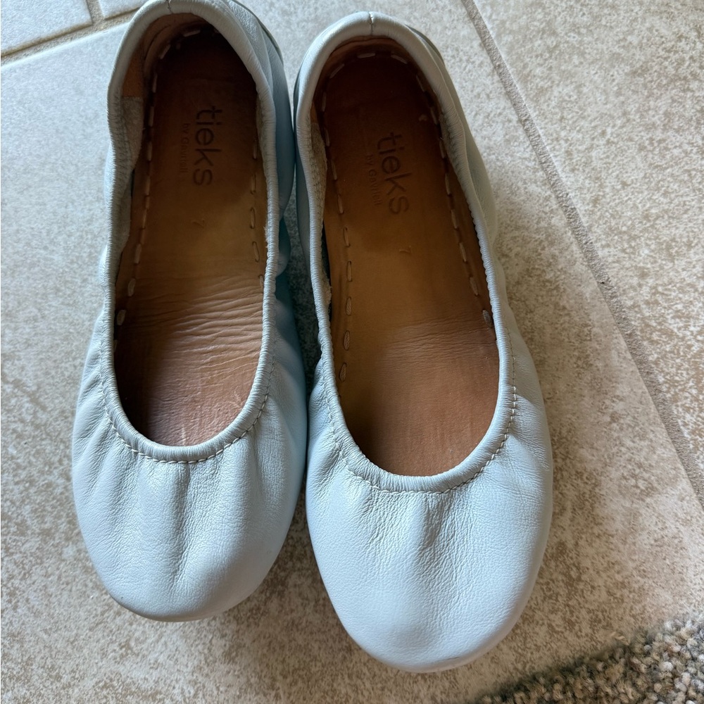 Tieks Gray Ballet Flats size 7 DAMAGED SOLE PLEASE SEE PICTURES